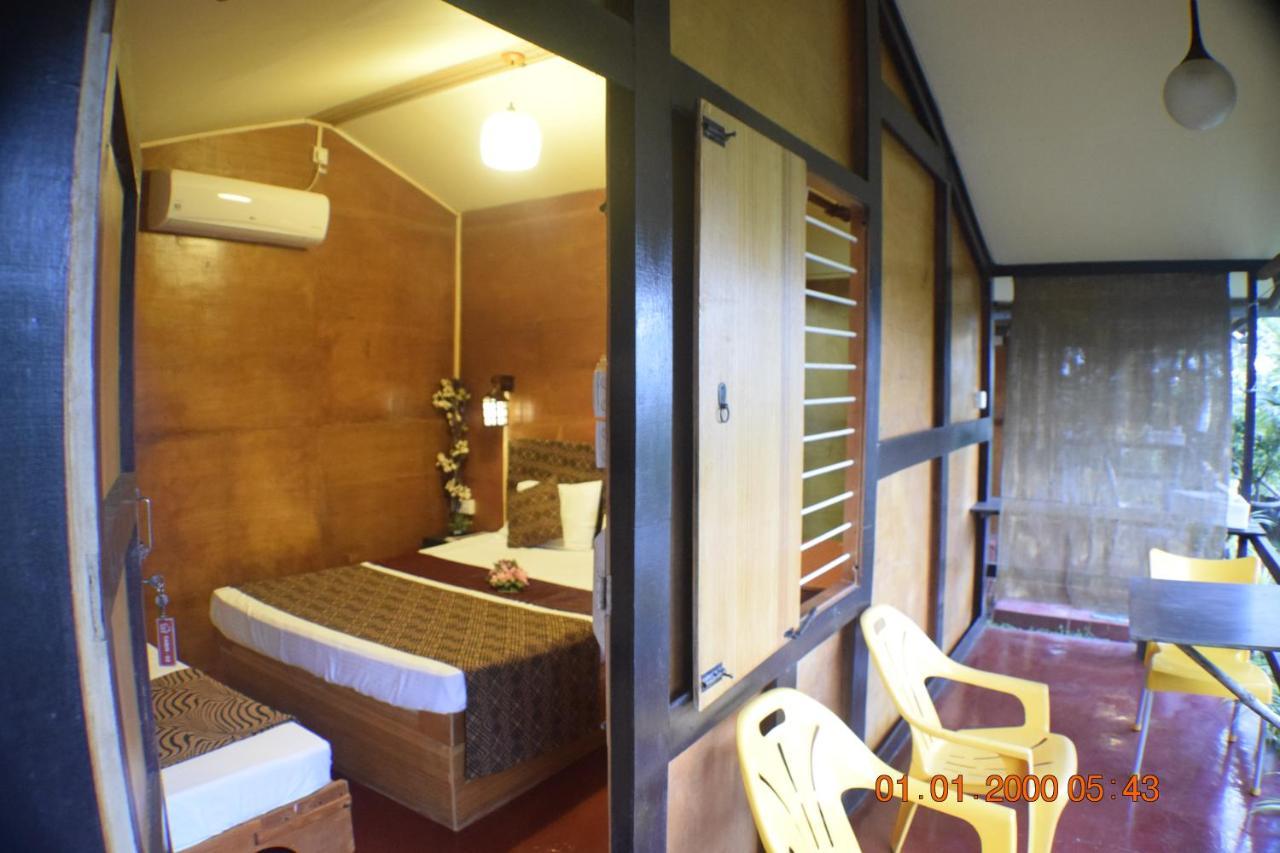 Woody Cabana Guest House Trincomalee Bagian luar foto